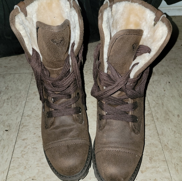Brown Roxy Winter Boots Size 7 - Picture 5 of 5